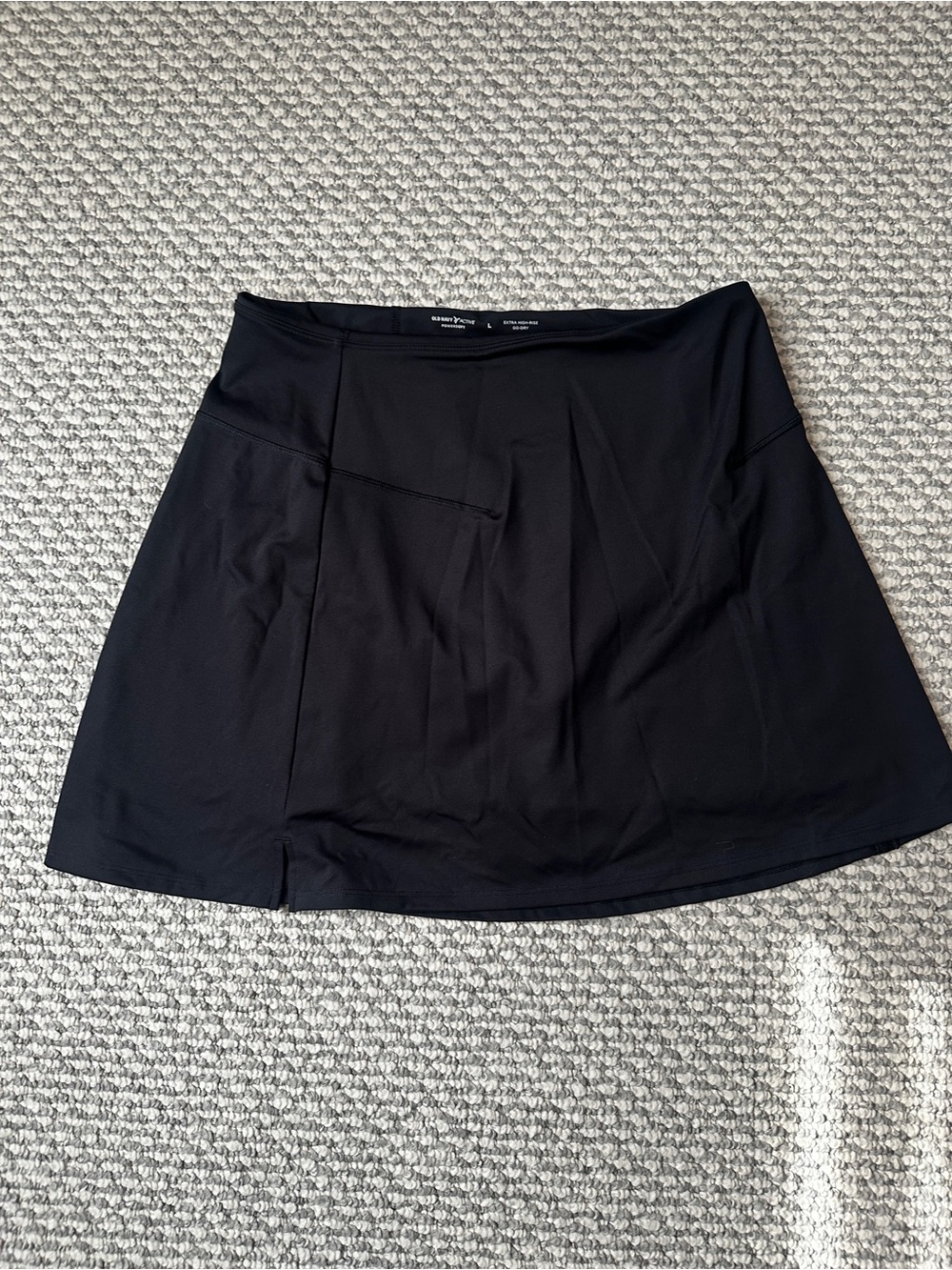 Old Navy Active Powersoft extra high rise A-Line Skort - Size L